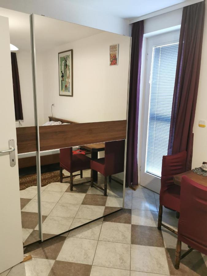 Apartman I Soba Hadela Sveti Martin Na Muri Esterno foto