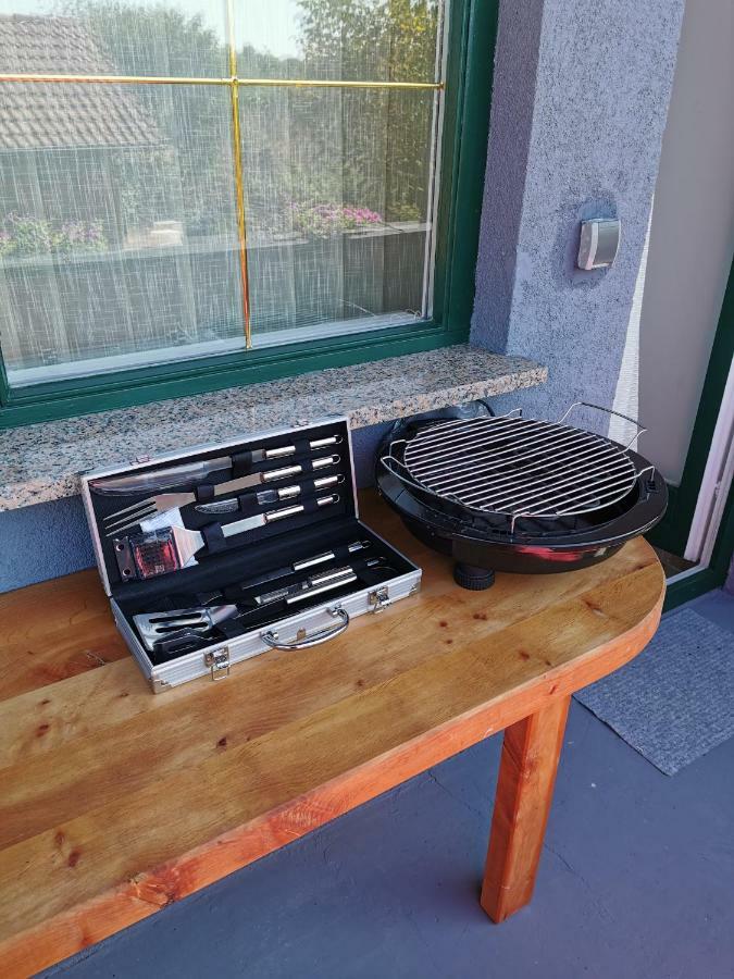 Apartman I Soba Hadela Sveti Martin Na Muri Esterno foto